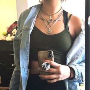 Meet your Posher, Leilani